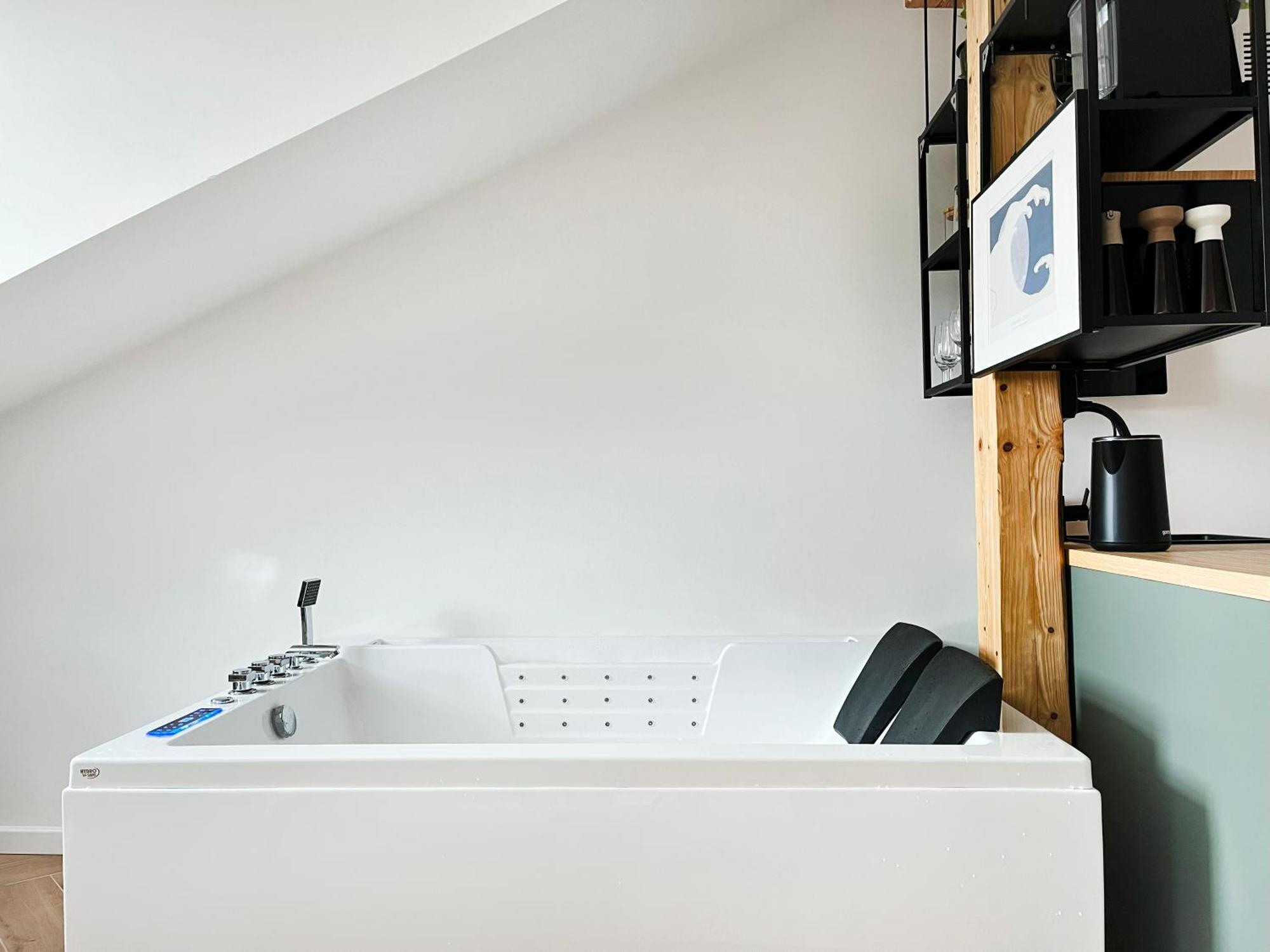 Jacuzzi Premium With Air Conditioning, Main Square Krakau